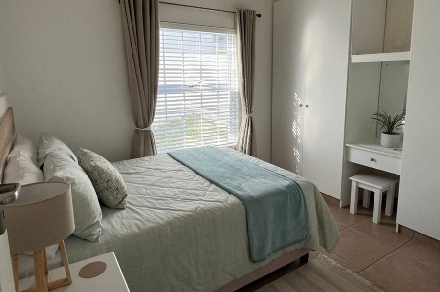 5 Bedroom Property for Sale in Shelley Point Western Cape
